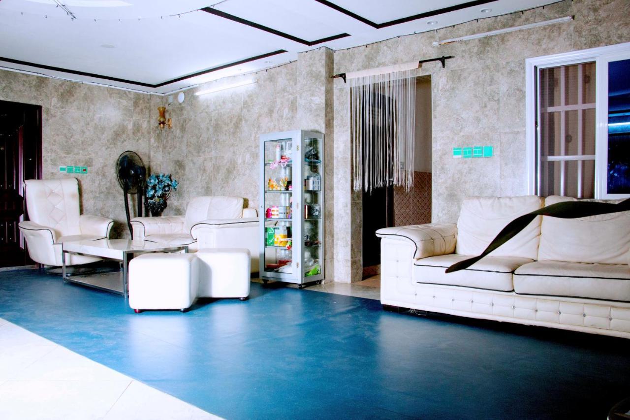 Nora Hotel โกโตนู ภายนอก รูปภาพ