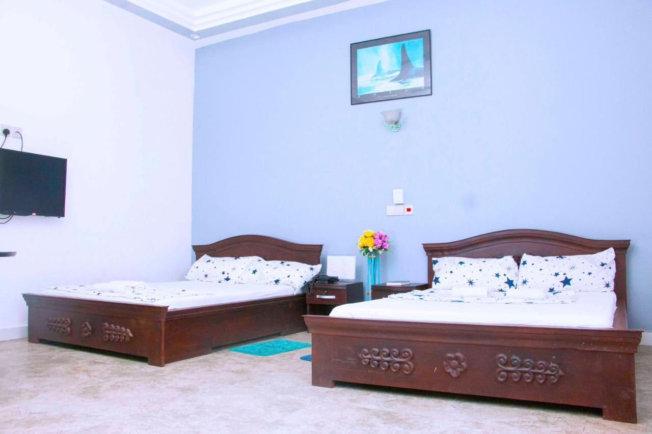 Nora Hotel โกโตนู ภายนอก รูปภาพ
