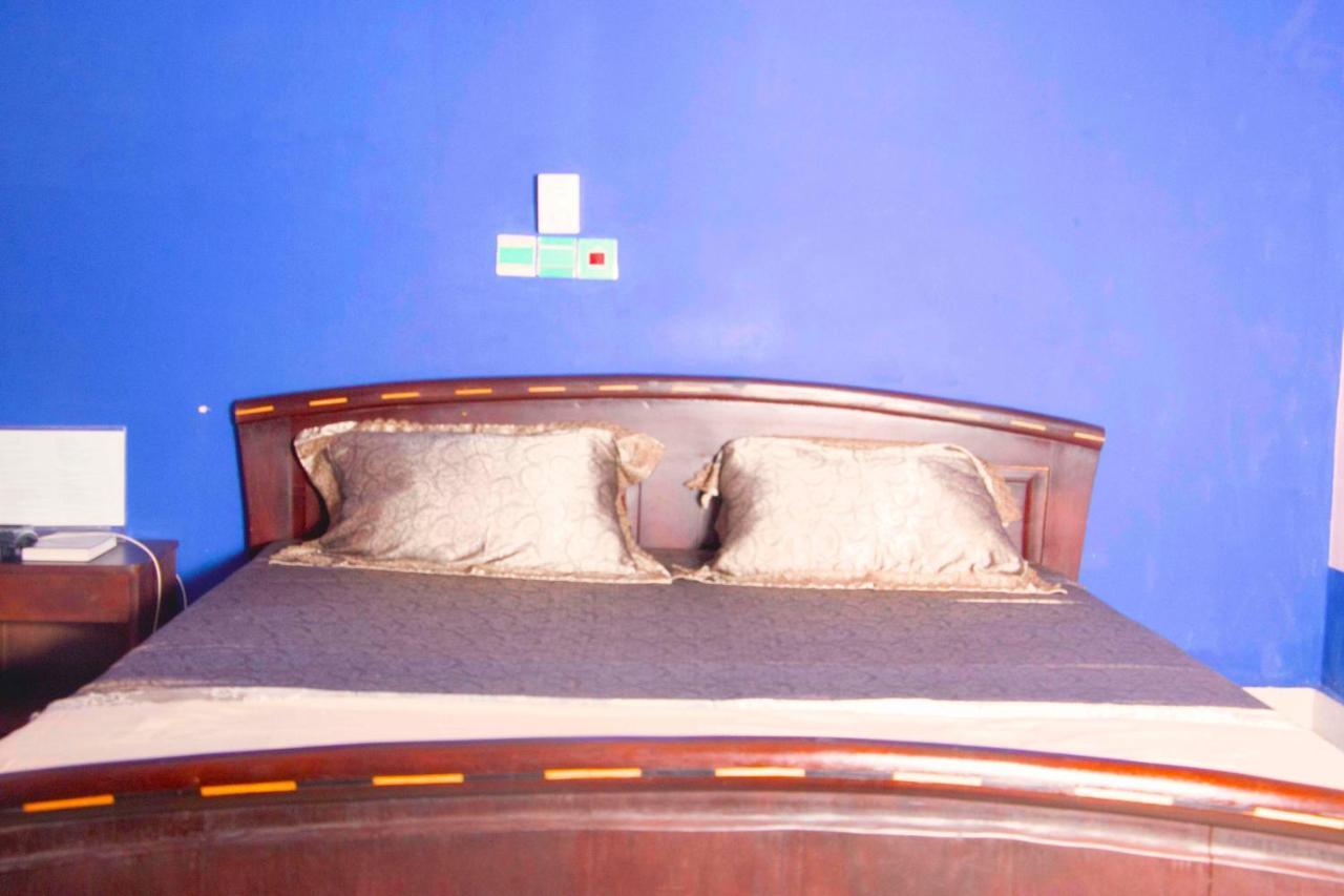 Nora Hotel โกโตนู ภายนอก รูปภาพ