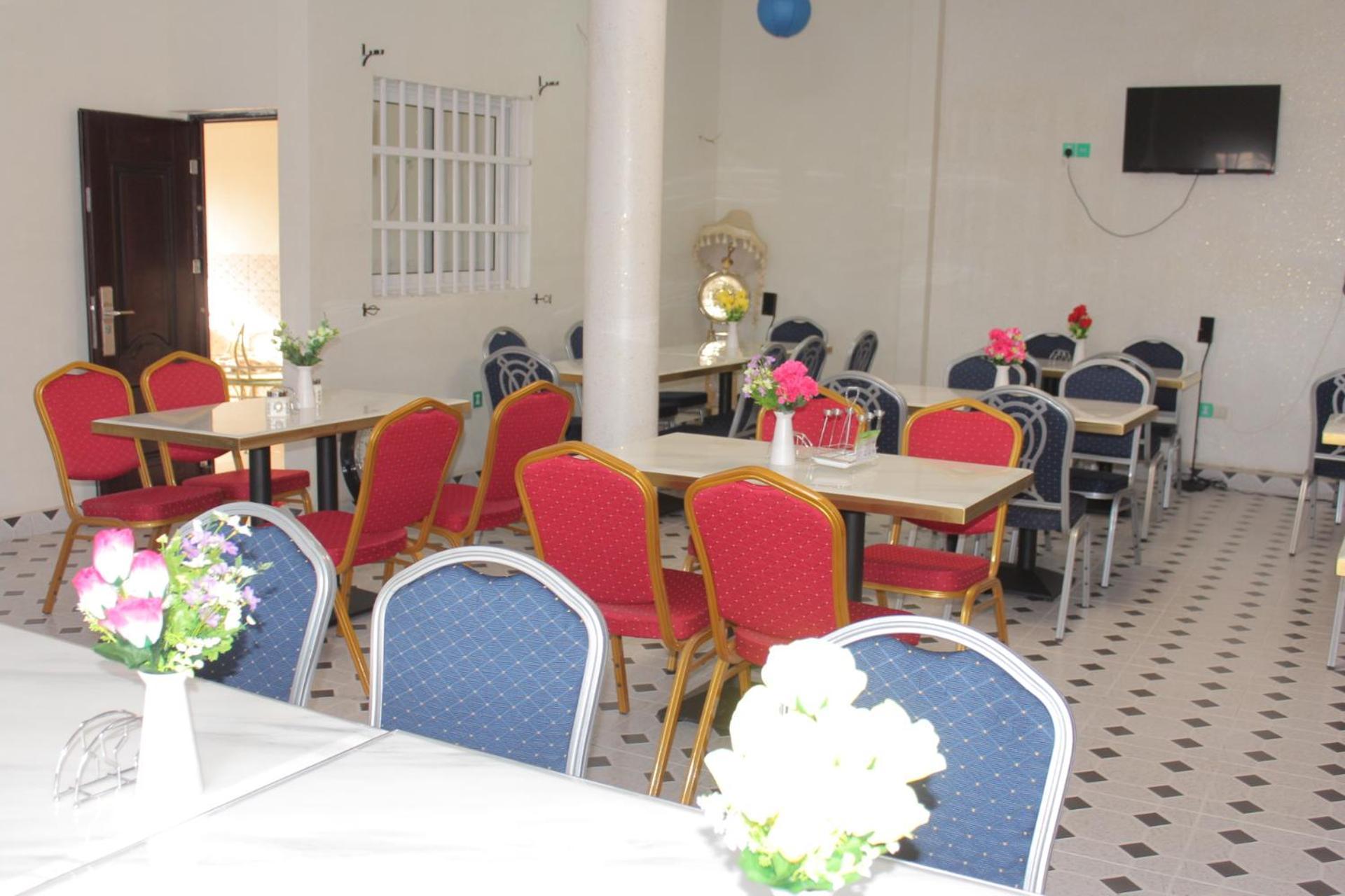Nora Hotel โกโตนู ภายนอก รูปภาพ